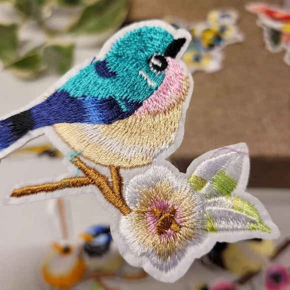 New Set Of 8 Bird Patches Embroidery - Picture 2 of 7